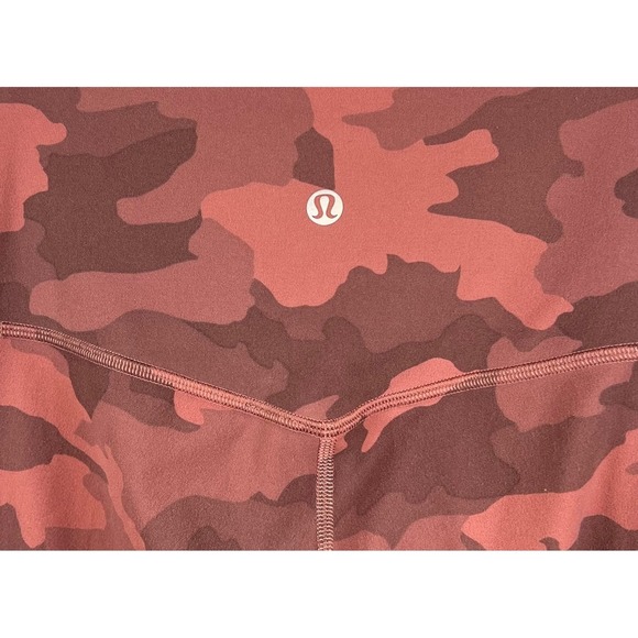 Lululemon Align High-Rise Pant 25"
Heritage 365 Camo Brier Rose Multi, Size 2 - Picture 9 of 9